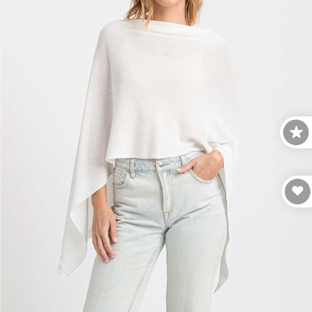 We Are Amma Nursing Cocoon (Ivory)- EUC